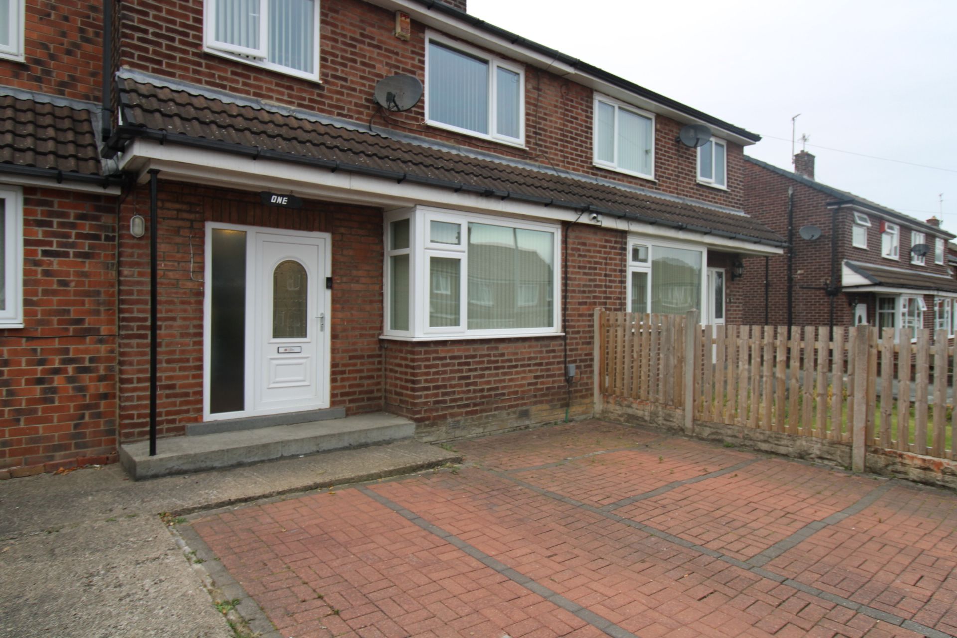 5 bed semidetached house for sale in Eastleigh Grove, Bradford BD5 Zoopla