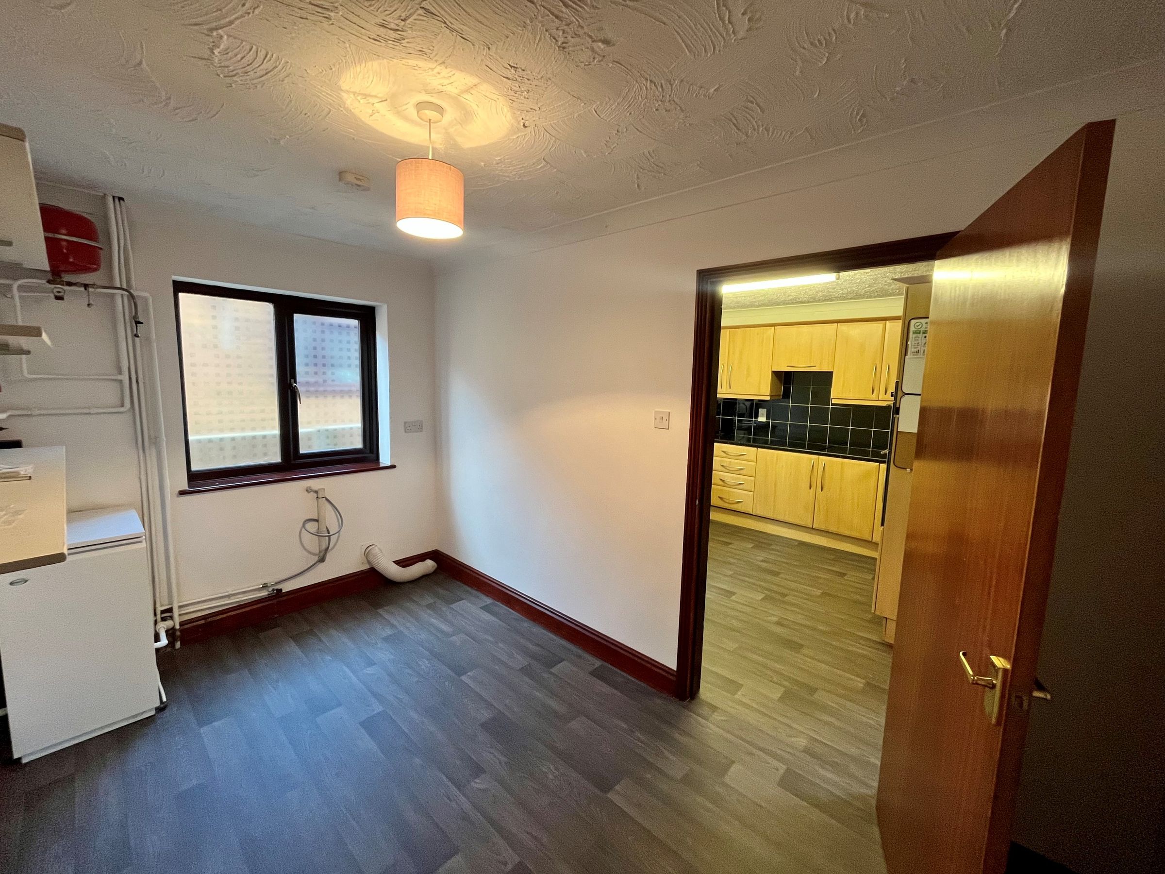 4 bed detached bungalow to rent in Lilac Drive, Lakenheath, Brandon IP27 Zoopla