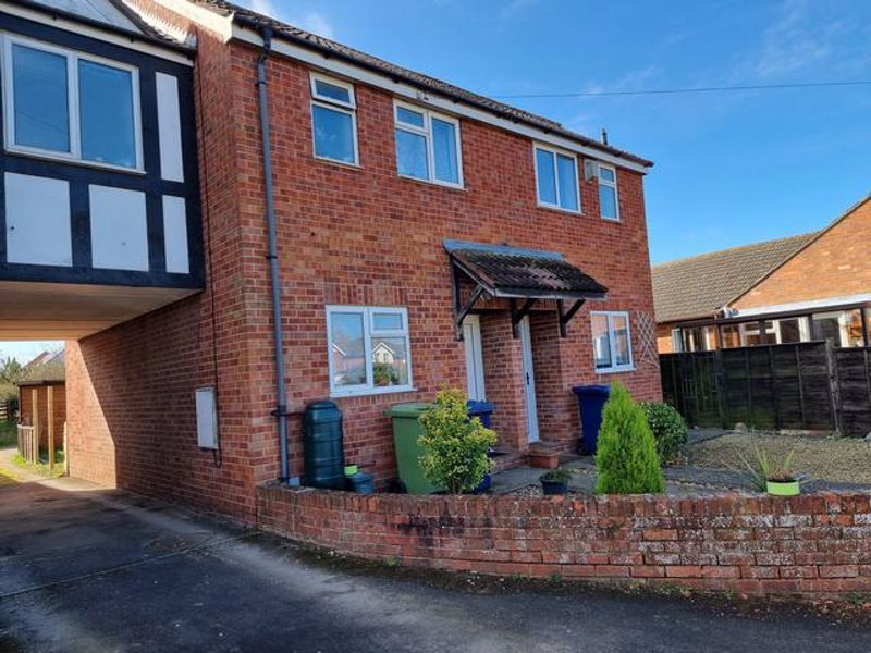 2 bed property to rent in Maisemore, Gloucester GL2 Zoopla