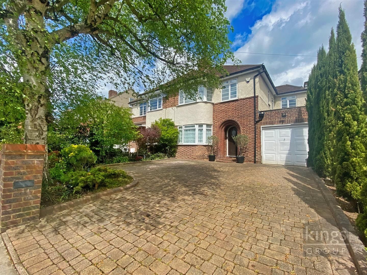 Chaseville Park Road, London N21  