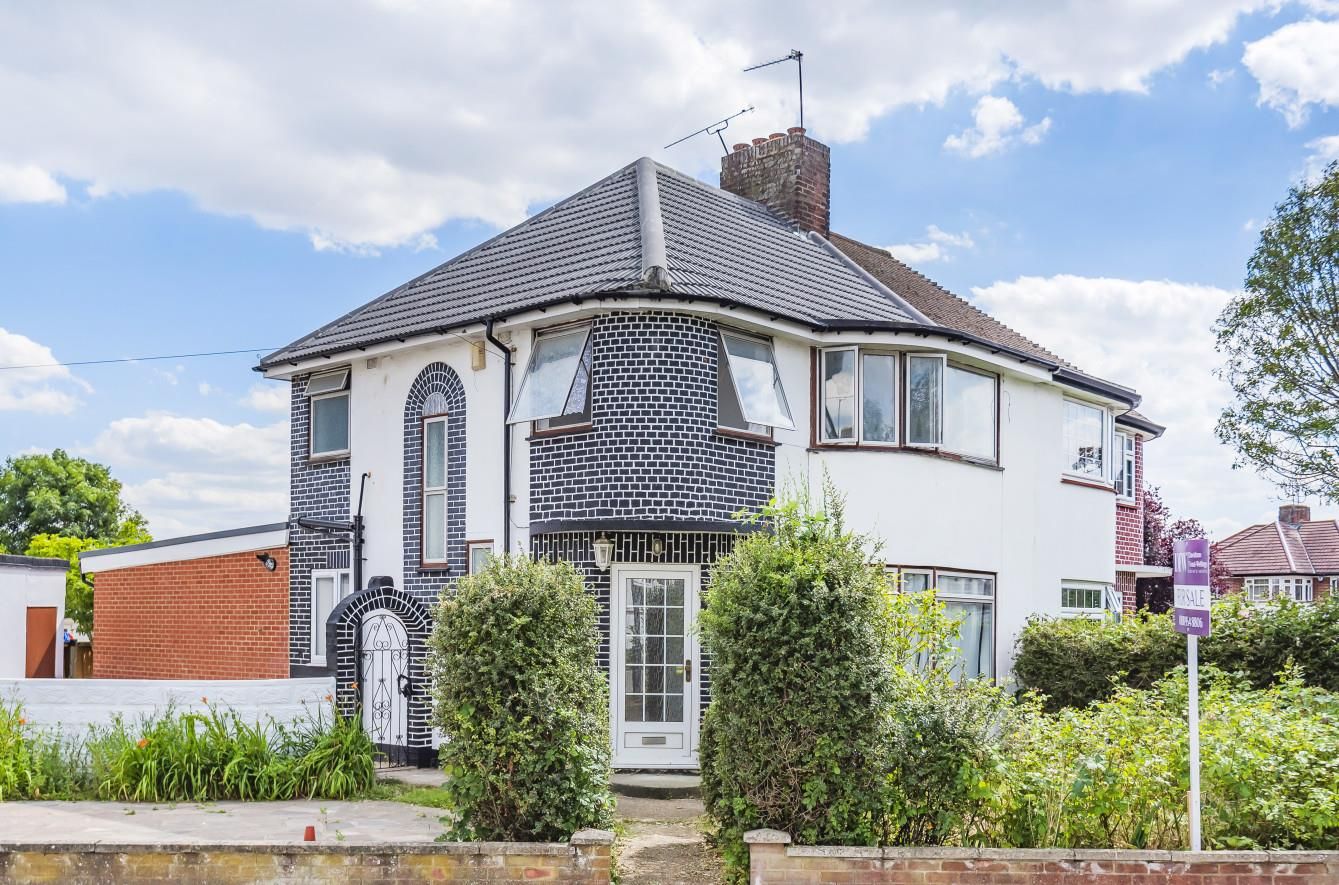 5 bed semidetached house for sale in St. Edmunds Drive, Stanmore HA7 Zoopla