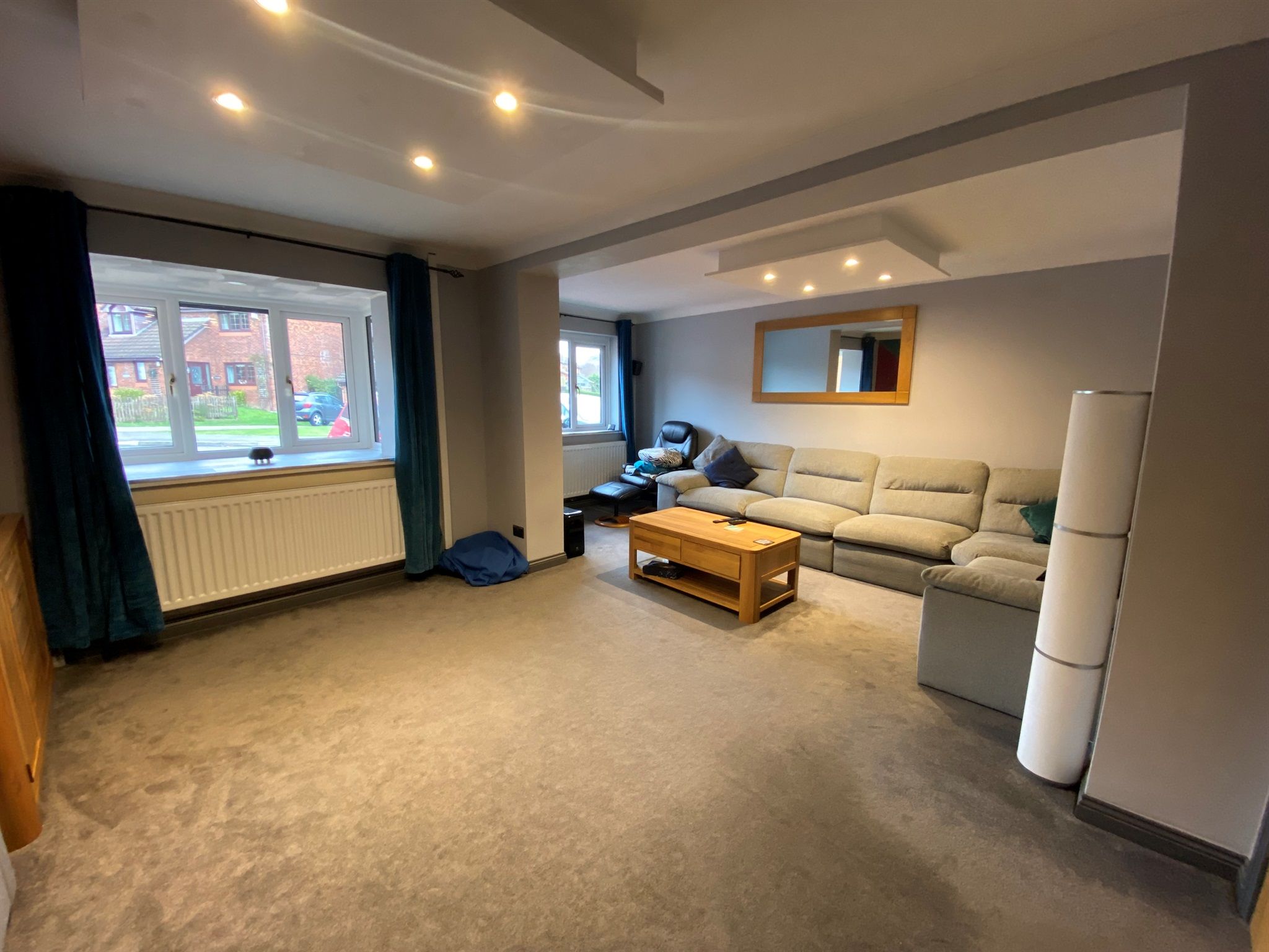 4 bed semidetached house for sale in Bryn Aur, CoedYCwm, Pontypridd