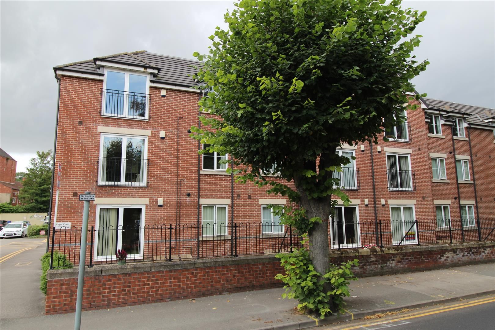 1 bed flat for sale in Royal Court, Worksop S80 Zoopla