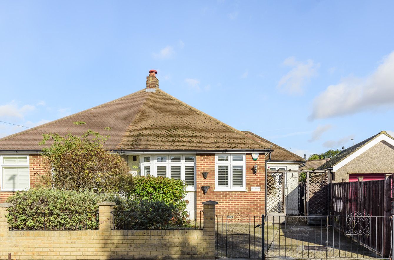 2 bed bungalow for sale in Shepperton Road, Petts Wood, Orpington BR5