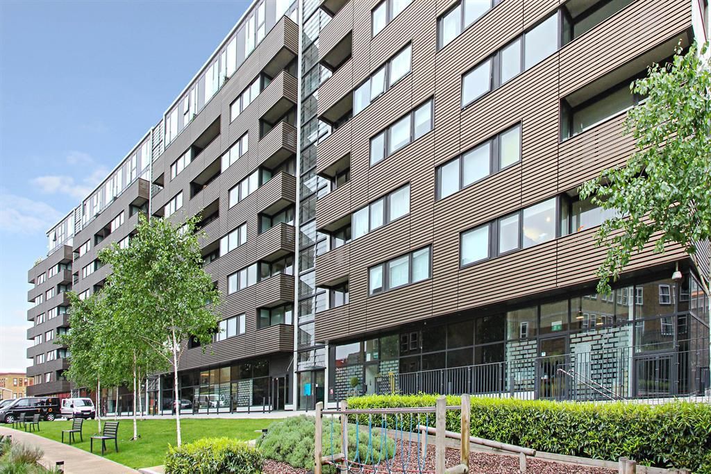 2 bed flat to rent in Amelia Street, London SE17 Zoopla