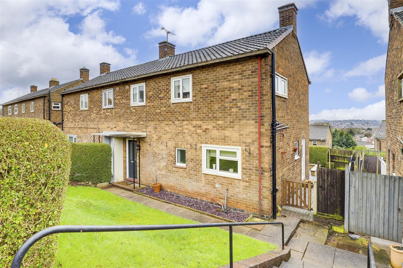 3 bed semidetached house for sale in Chestnut Grove, Sandiacre, Nottinghamshire NG10 Zoopla