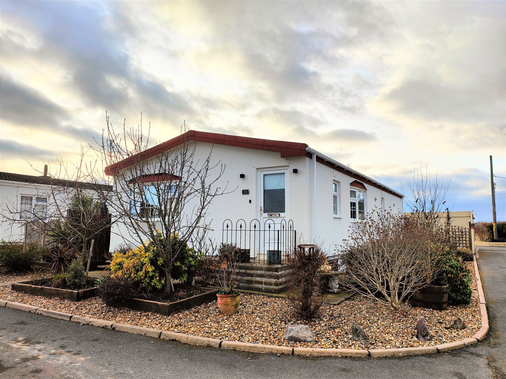 2 bed mobile/park home for sale in Redhill Lane, Watton, Thetford IP25 Zoopla