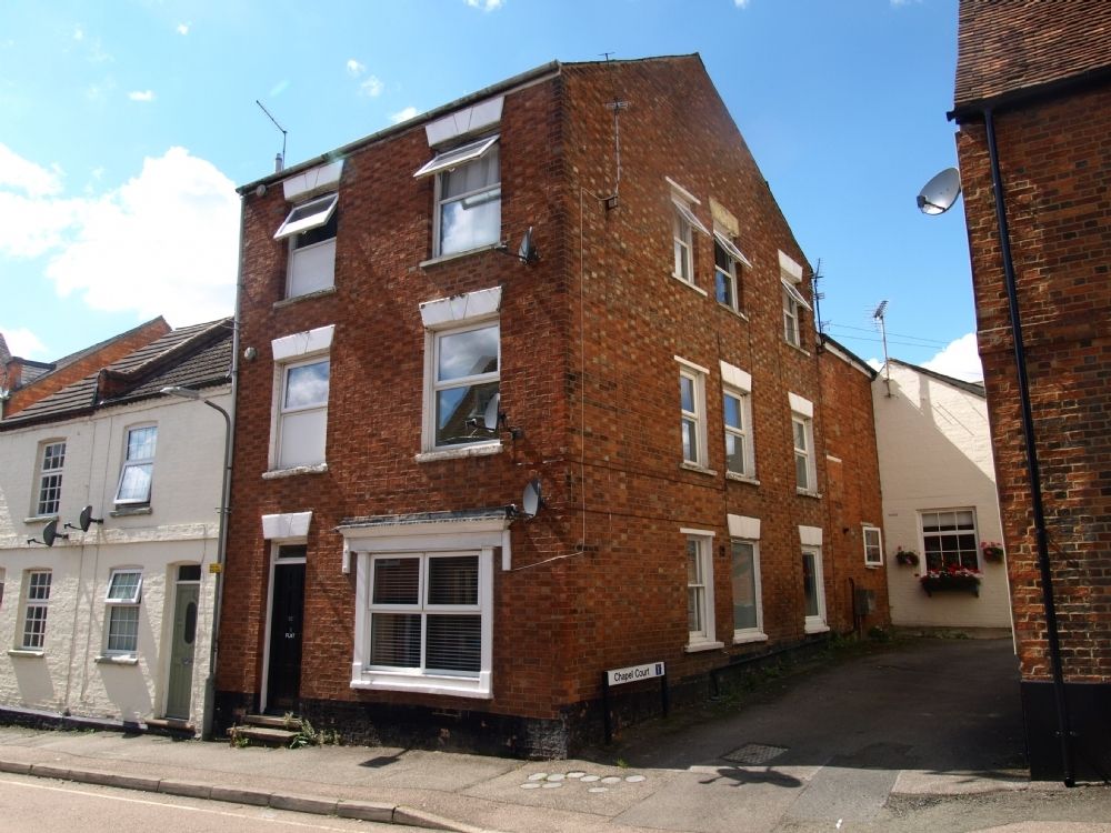 1 bed flat to rent in Silver Street, Newport Pagnell MK16 Zoopla