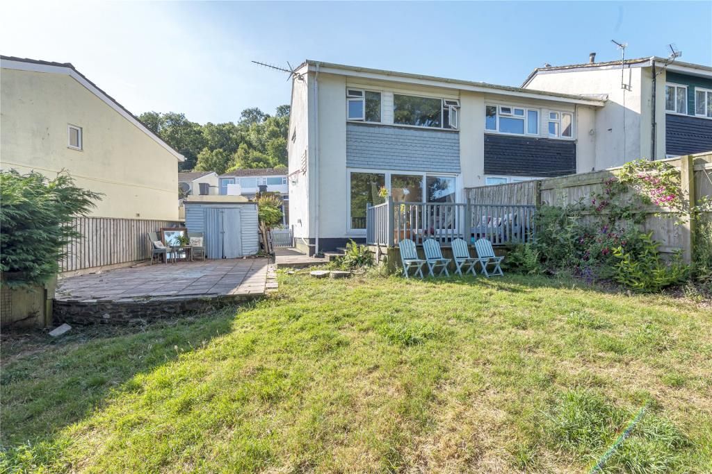 3 bed end terrace house for sale in Ocean View Drive, Brixham, Devon