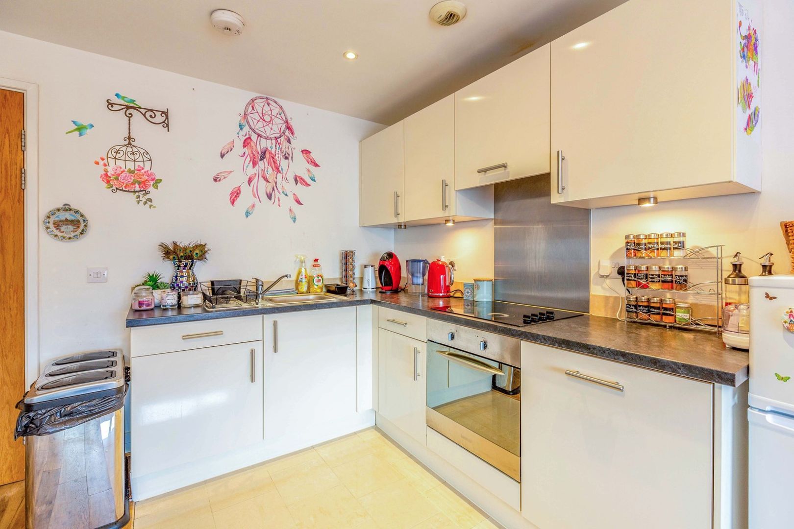 87 Greyhound Hill, Hendon NW4  