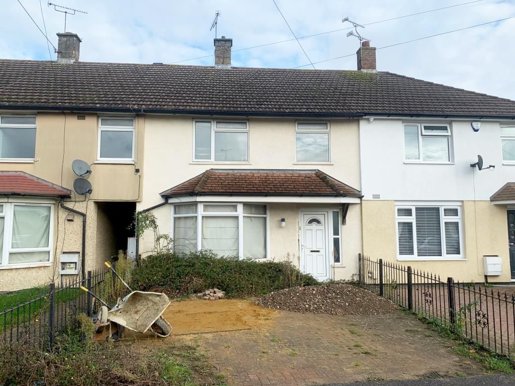 82 Bond Road, Ashford, Kent TN23  