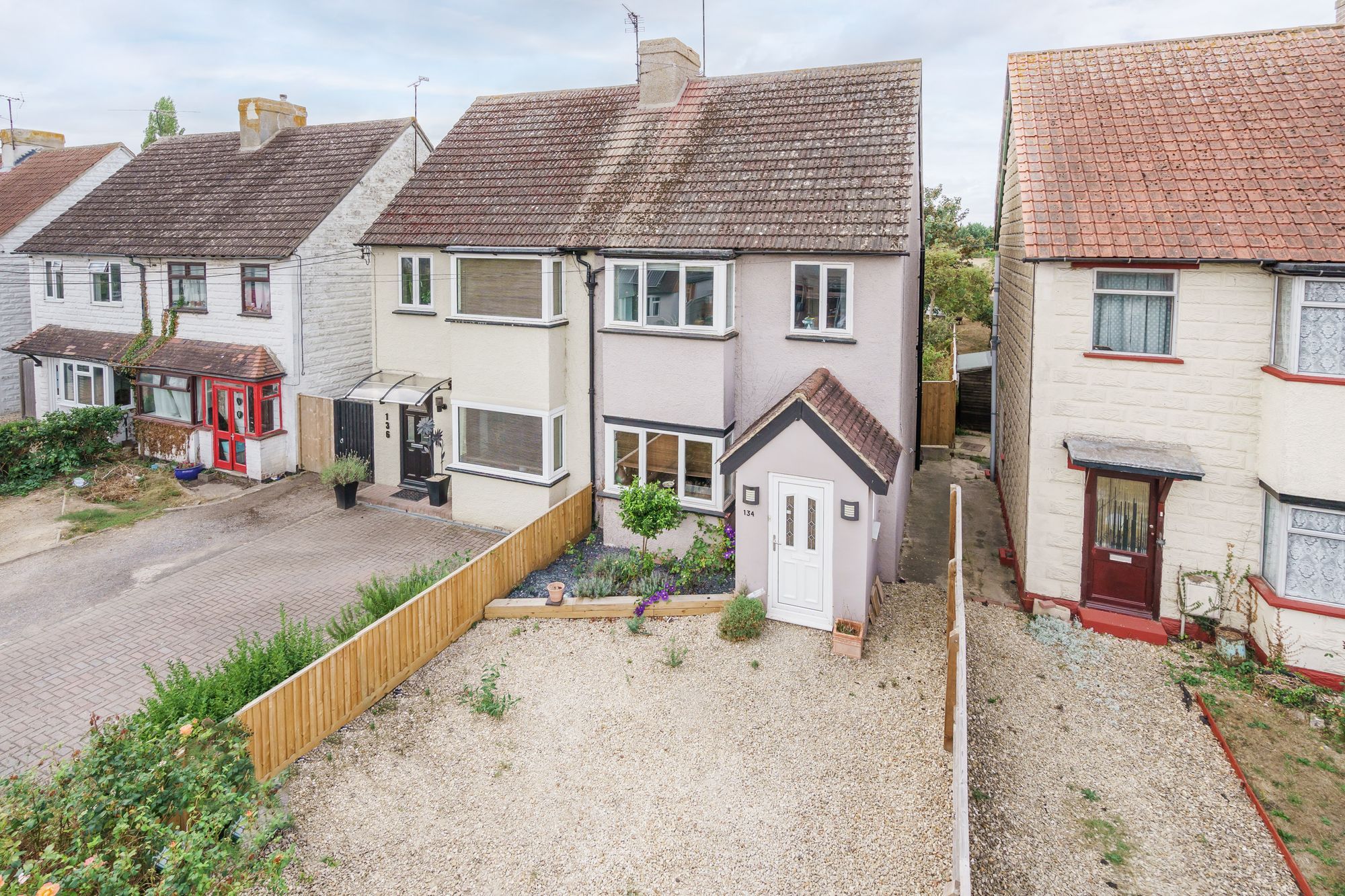 3 bed semidetached house for sale in Whitecross, Abingdon OX13 Zoopla
