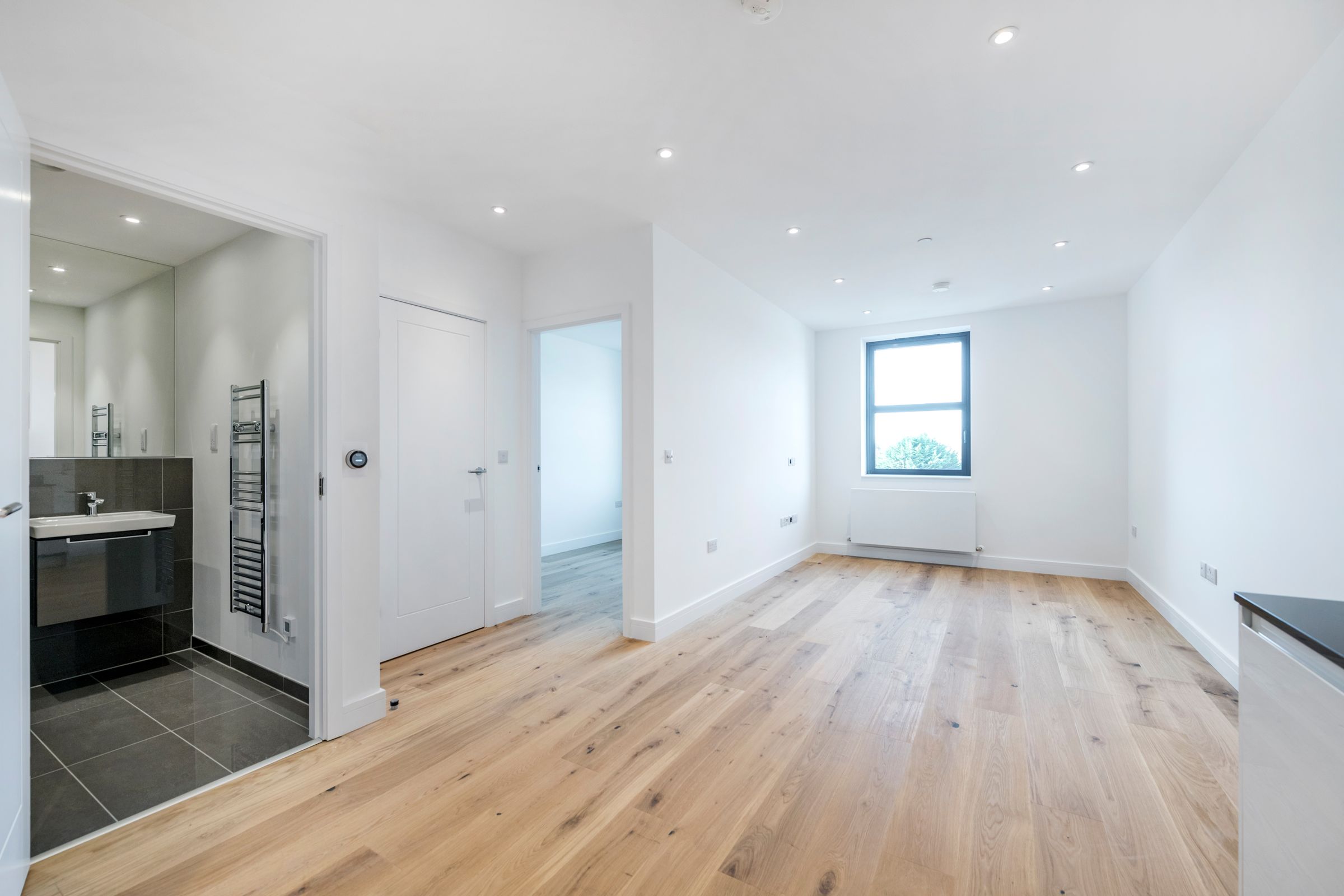 1 bed flat to rent in Bridge Road, Chertsey KT16 Zoopla