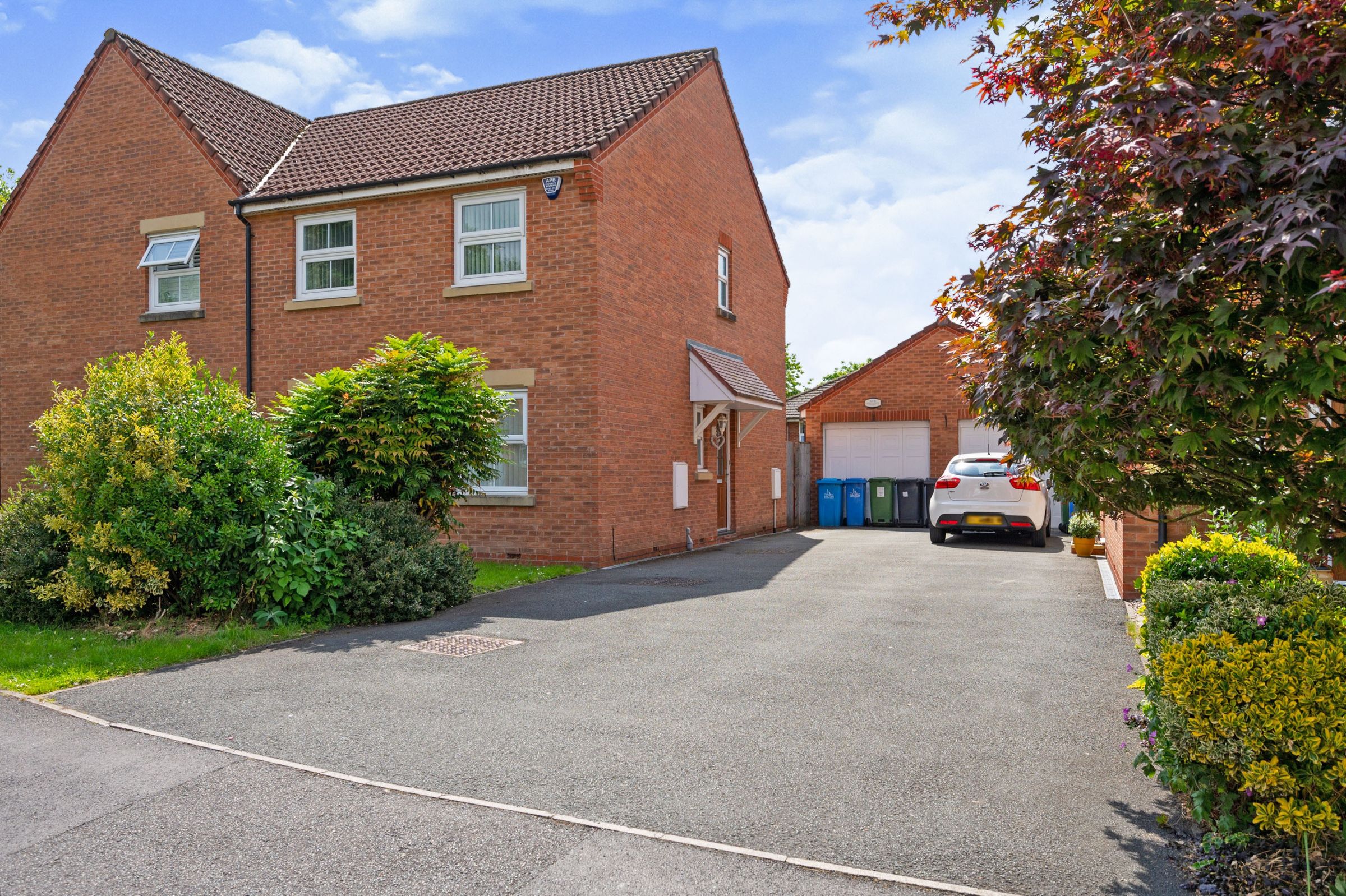 3 bed semidetached house for sale in Nazareth House Lane, Widnes WA8