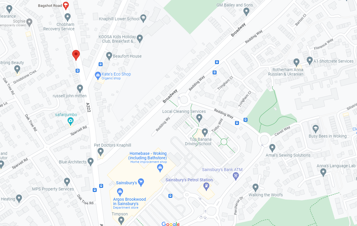 4 bed detached house for sale in Bagshot Road, Knaphill, Woking GU21