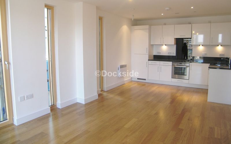 2 bed flat to rent in Dock Head Road, St. Marys Island, Chatham ME4