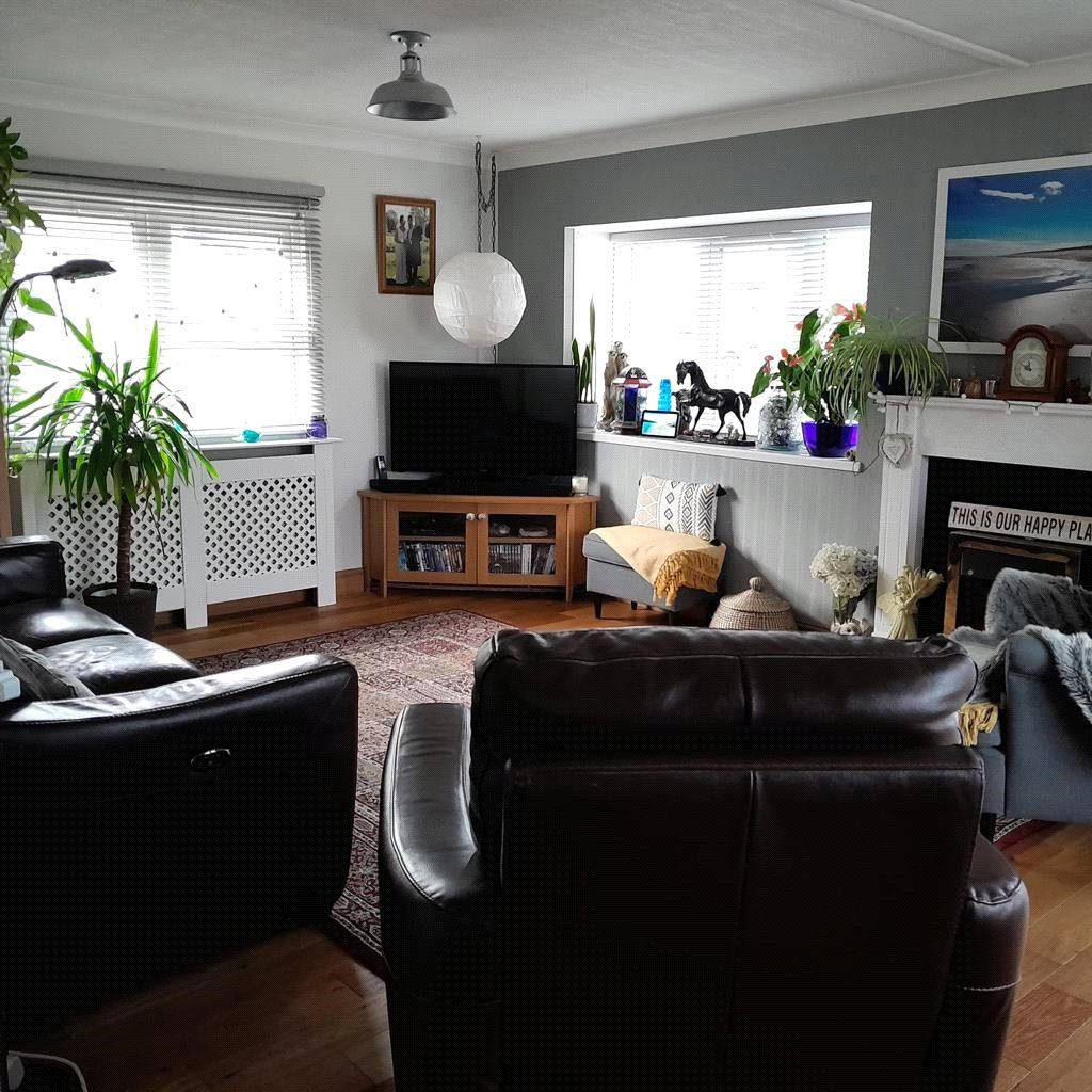 2 bed property for sale in Miners Walk, Wood End, Atherstone