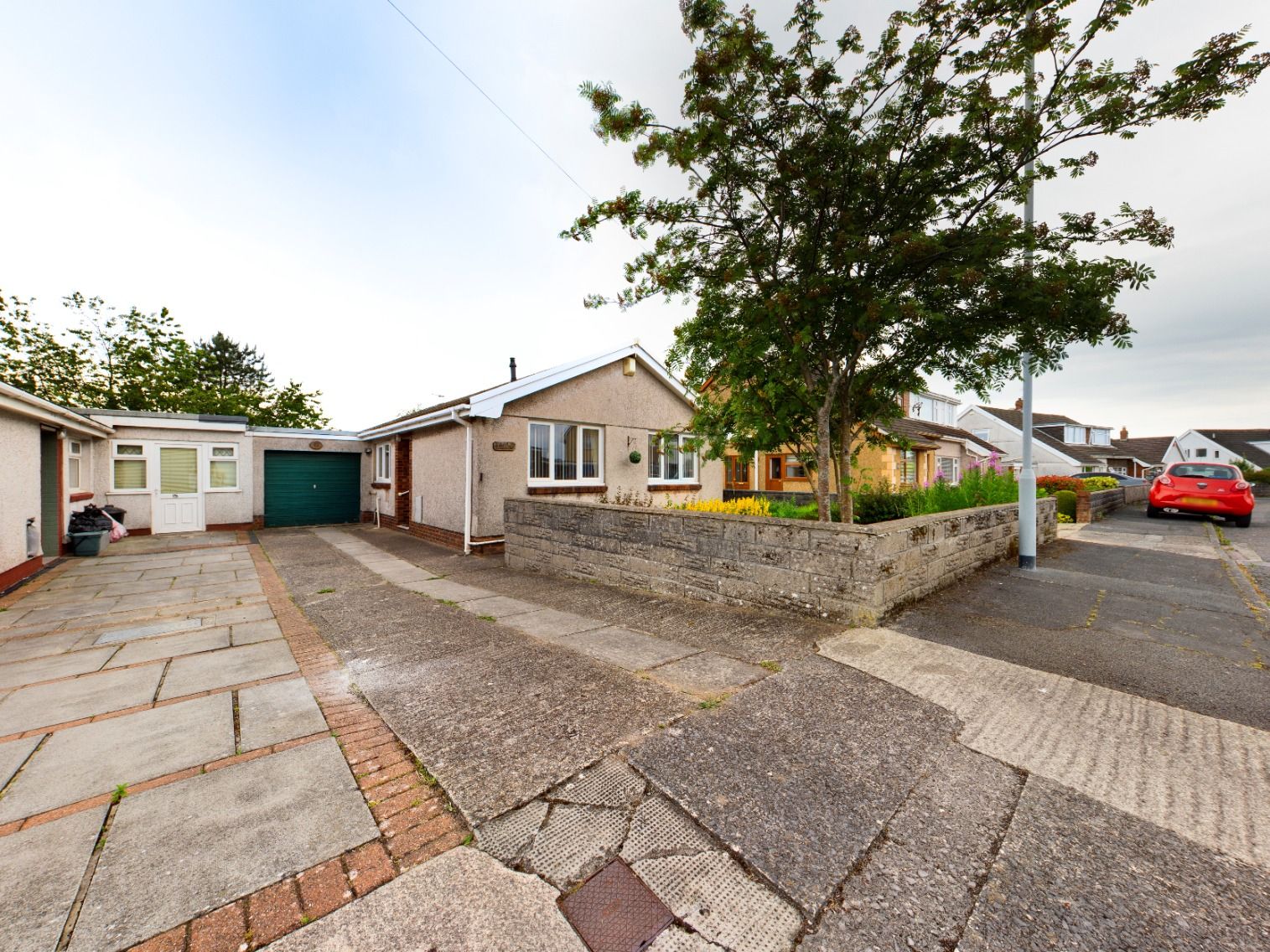 2 bed detached bungalow for sale in Snowdon Drive, Fforestfach, Swansea