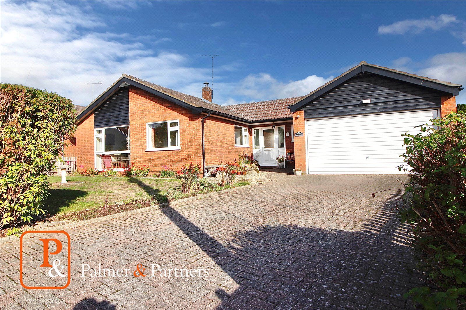 3 bed bungalow for sale in Swan Lane, Westerfield, Ipswich, Suffolk IP6