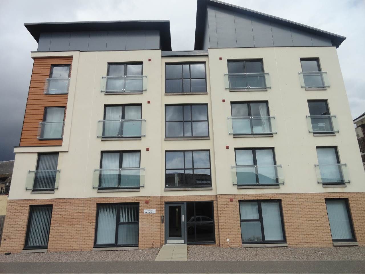 2 bed flat to rent in Bellfield Street, Dundee DD1 Zoopla