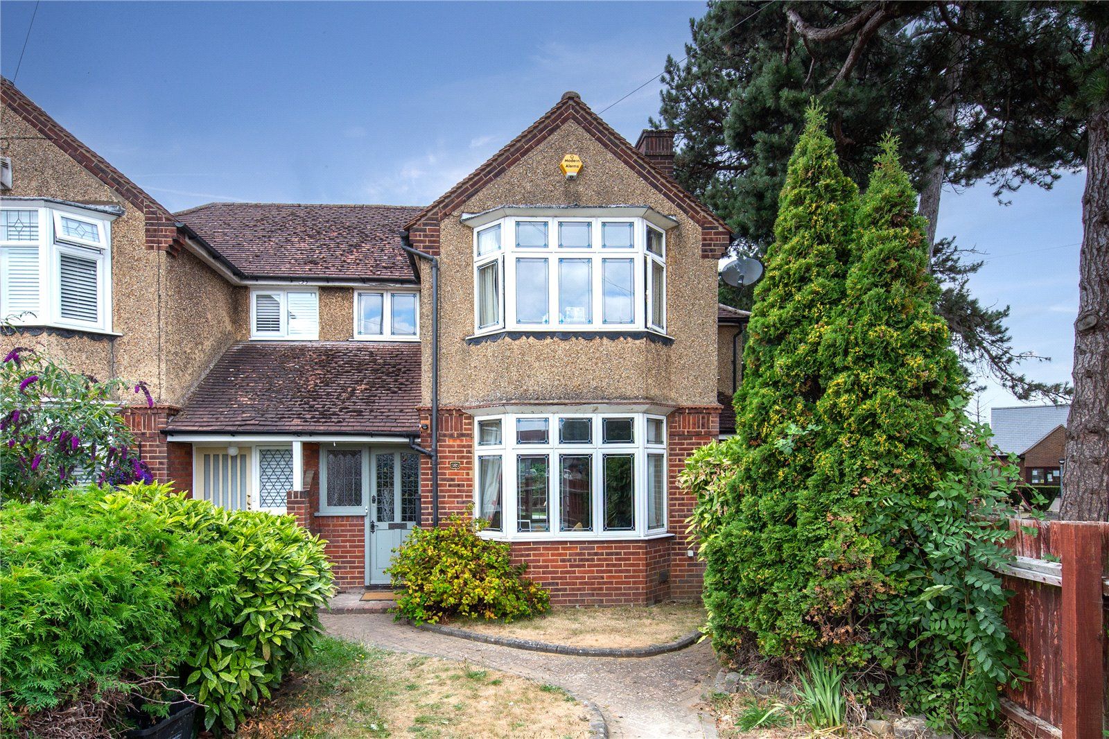 3 bed semidetached house for sale in Hitchin Road, Luton, Bedfordshire