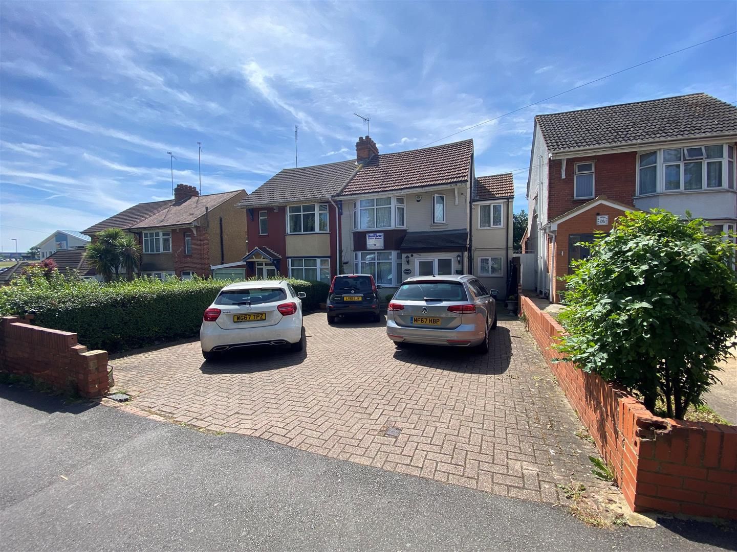 9 bed semidetached house for sale in Dunstable Road, Luton LU4 Zoopla