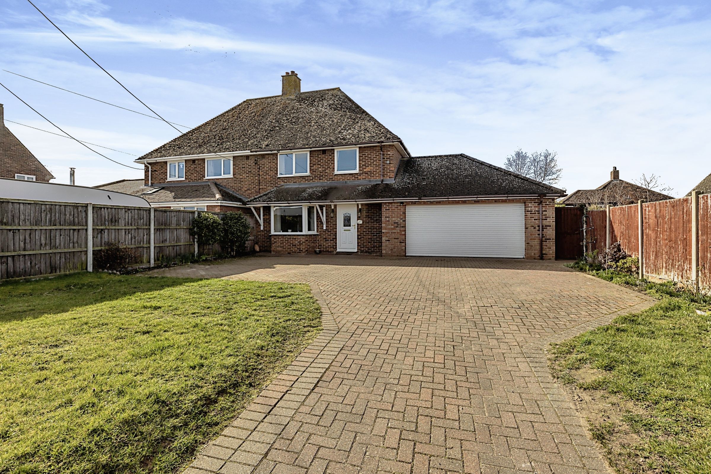3 bed semidetached house for sale in Rocklands Road, Shropham