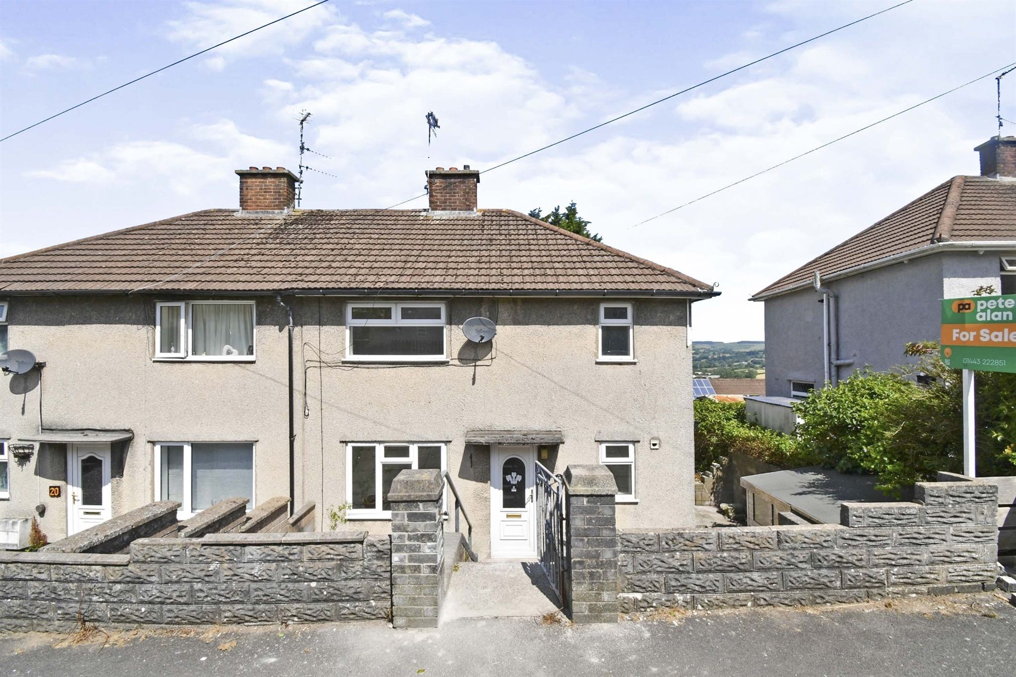 3 bed semidetached house for sale in Heol Gwynno, Llantrisant
