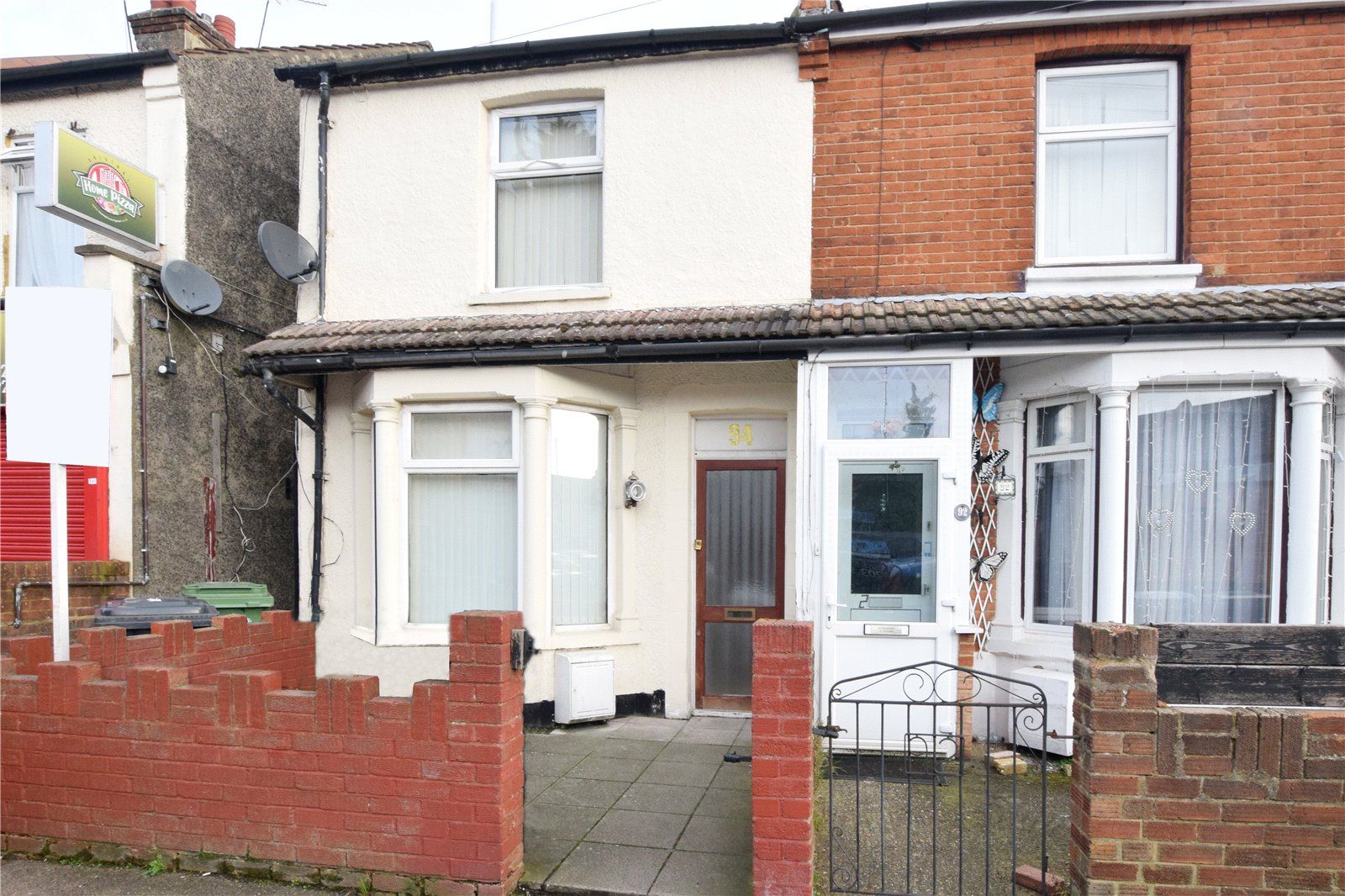 2 bed property for sale in Queens Avenue, Watford, Hertfordshire WD18 Zoopla