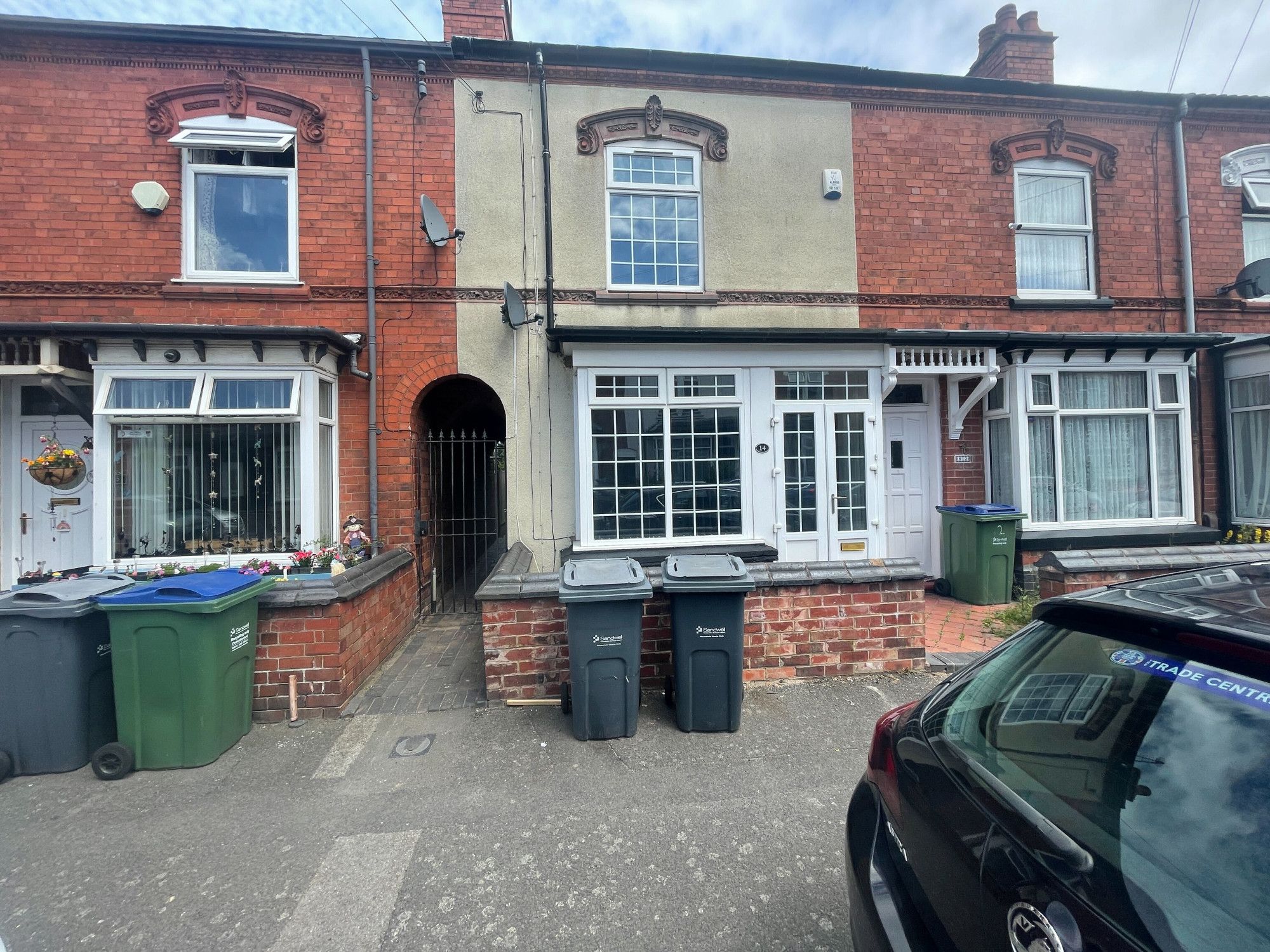 3 bed semidetached house to rent in Rawlings Road, Smethwick, West
