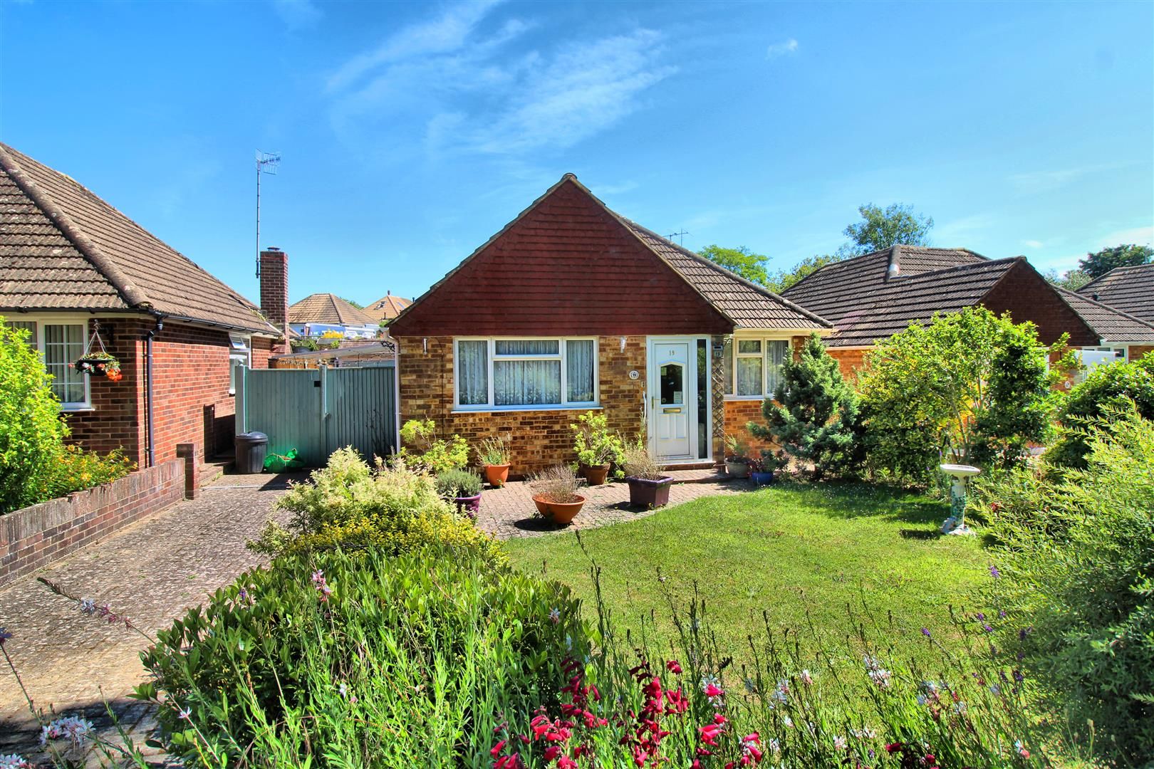 2 bed detached bungalow for sale in Landsdown Road, Seaford BN25 Zoopla