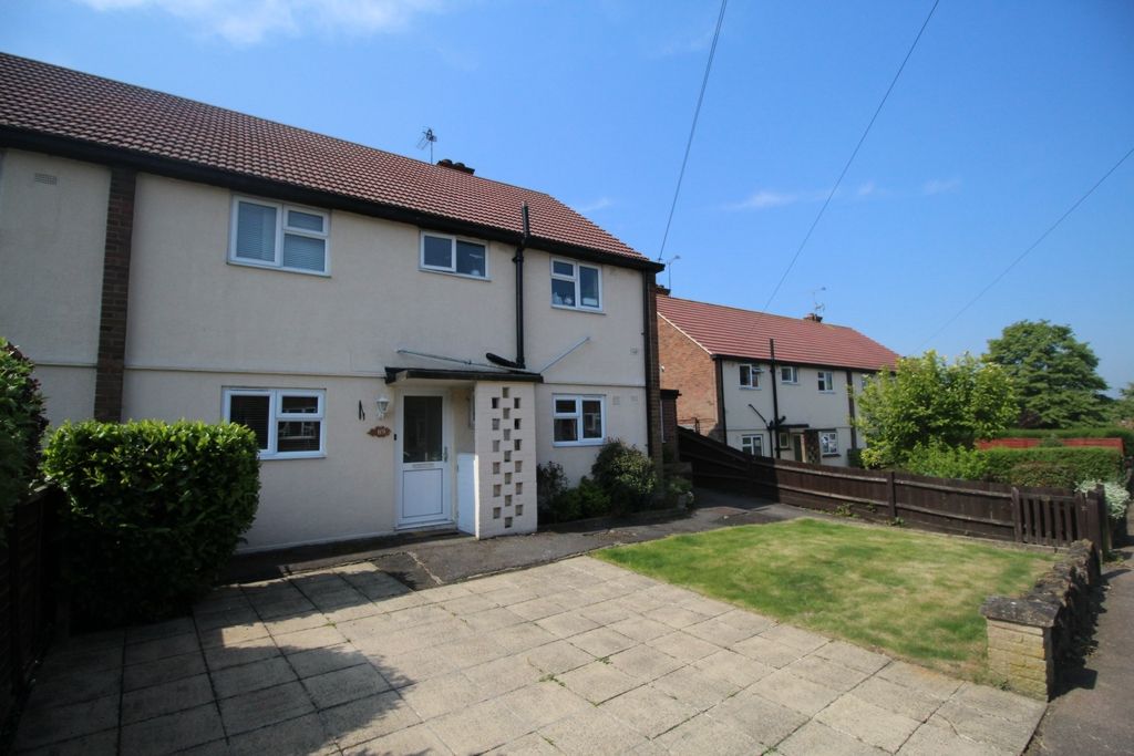 2 bed for sale in Beaconfield Road, Epping CM16 Zoopla