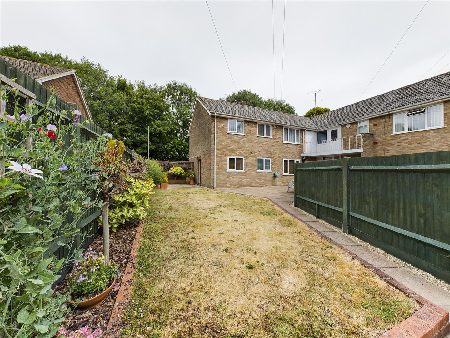 2 bed for sale in Portsmouth Walk, Basingstoke RG22 Zoopla