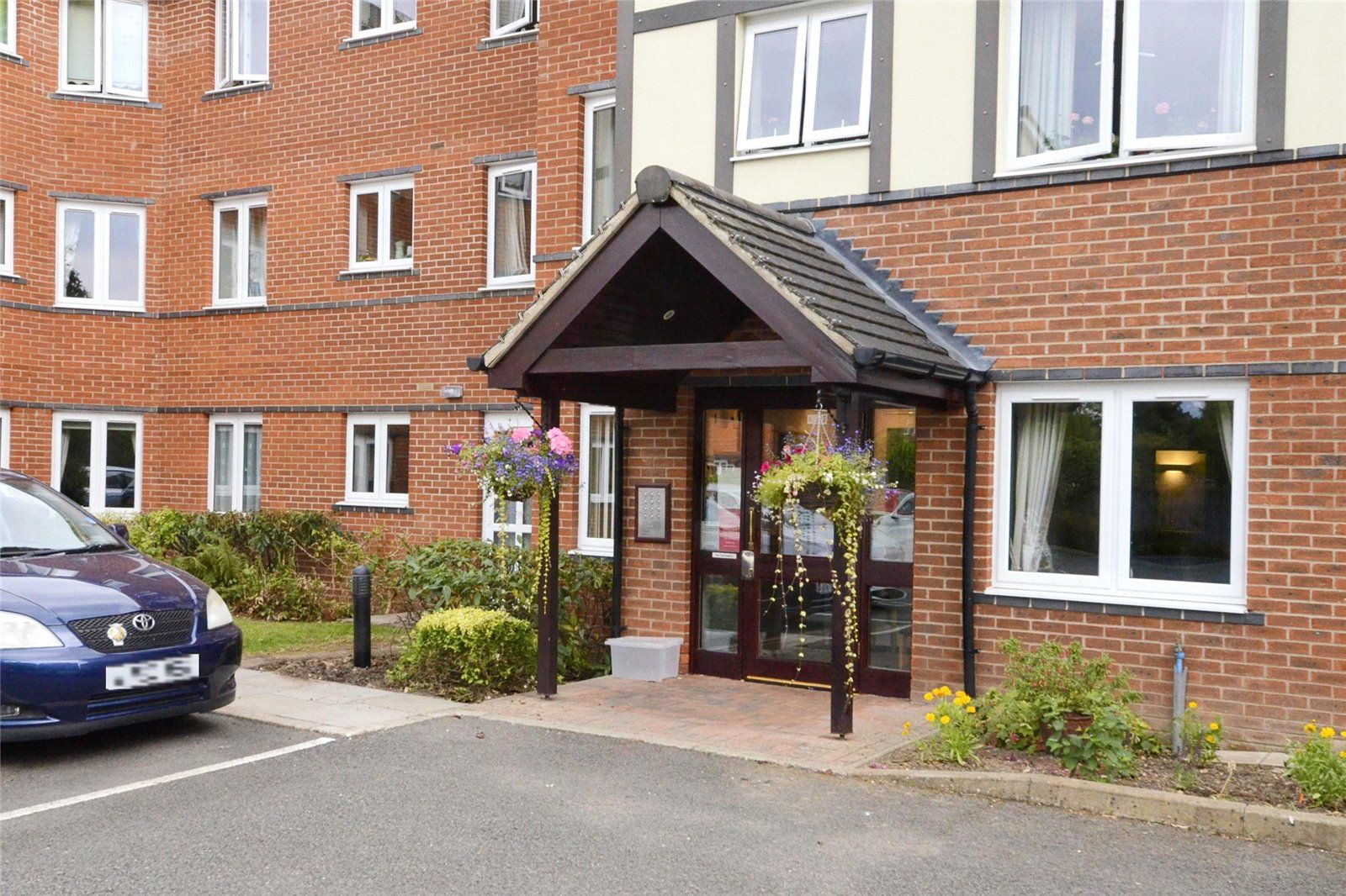 1 bed flat for sale in Hempstead Road, Watford WD17 Zoopla