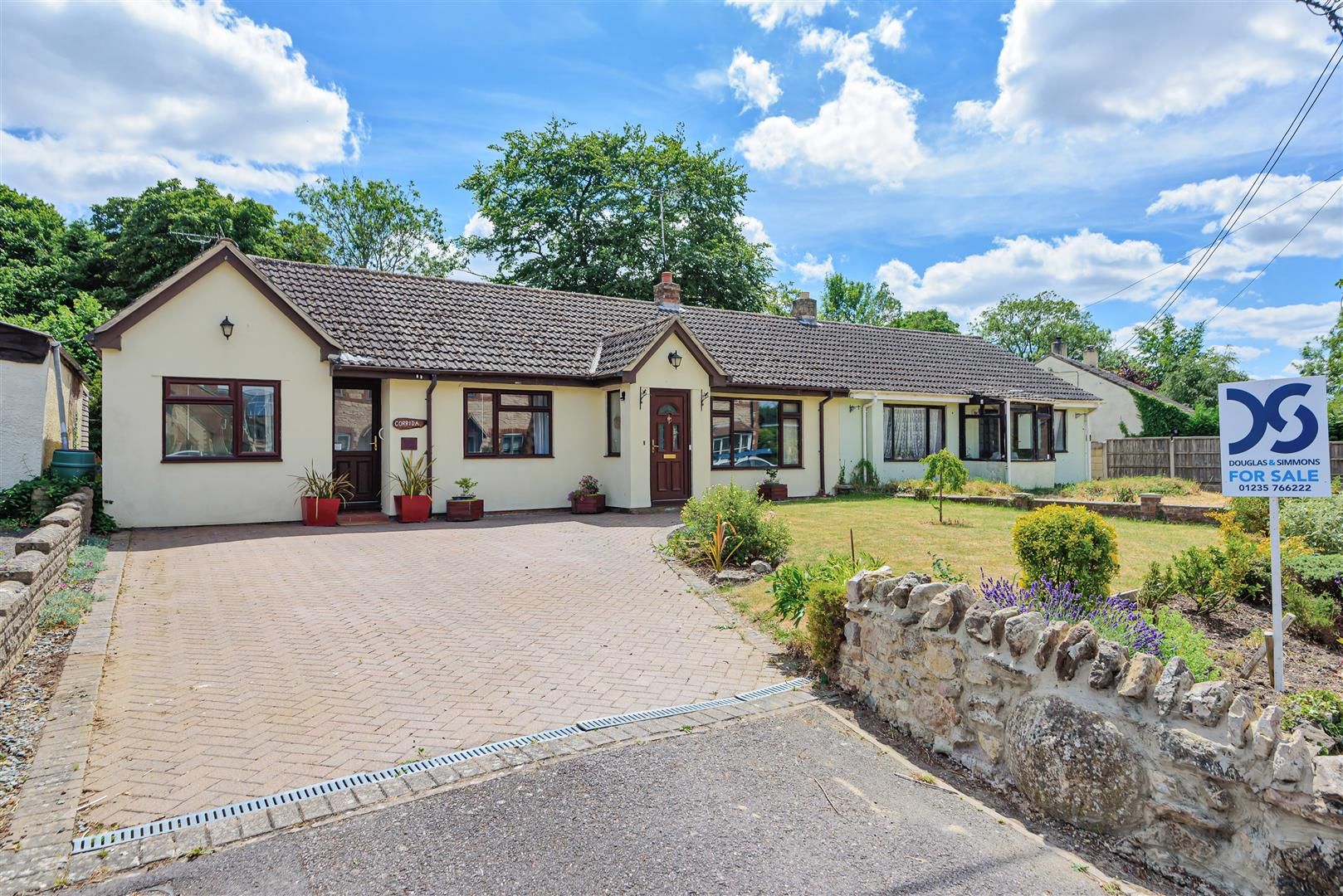 3 bed bungalow for sale in Broad Street, Uffington, Faringdon SN7 Zoopla