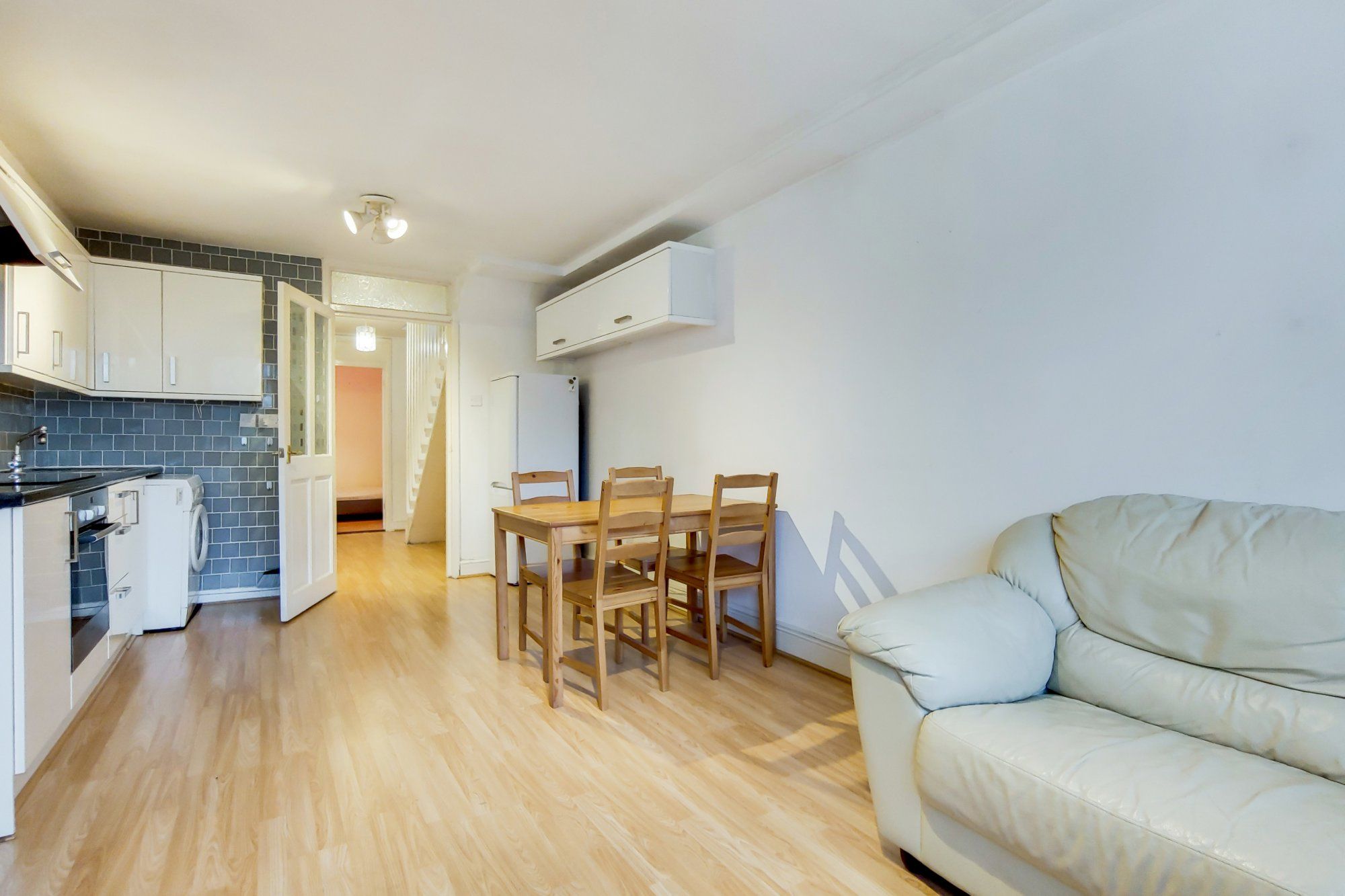 3 bed flat to rent in Great Western Road, London W11 Zoopla