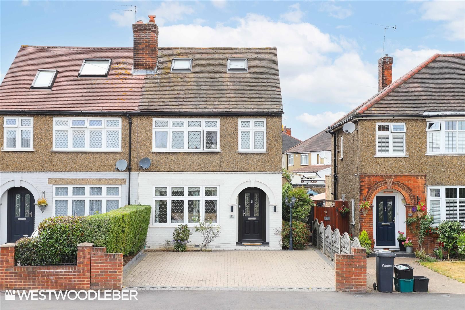 4 bed semidetached house for sale in Stanstead Road, Hoddesdon EN11