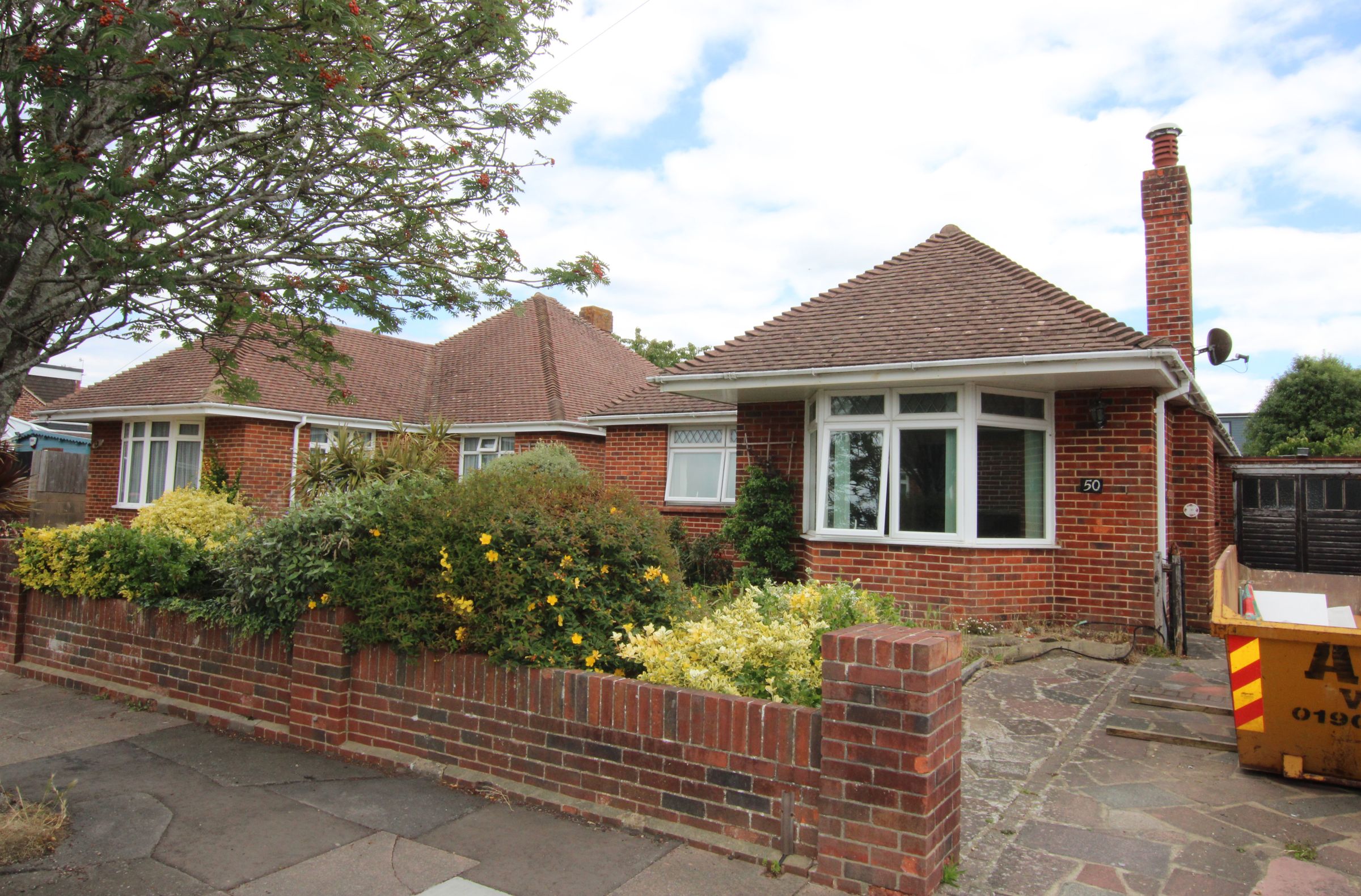 4 bed detached bungalow for sale in Alfriston Road, Broadwater