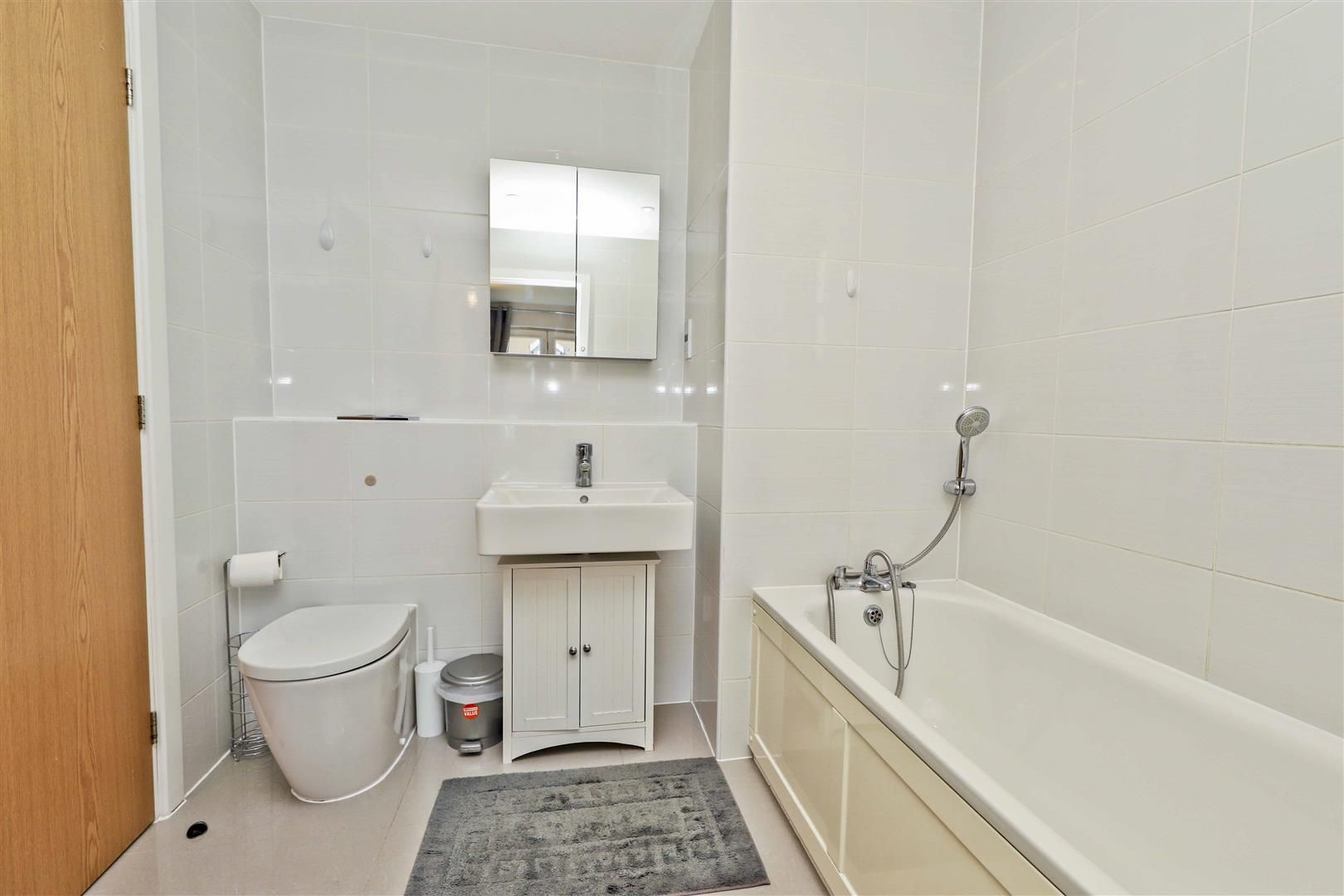 3 bed semidetached house for sale in Mill Drive, Ruislip HA4 Zoopla