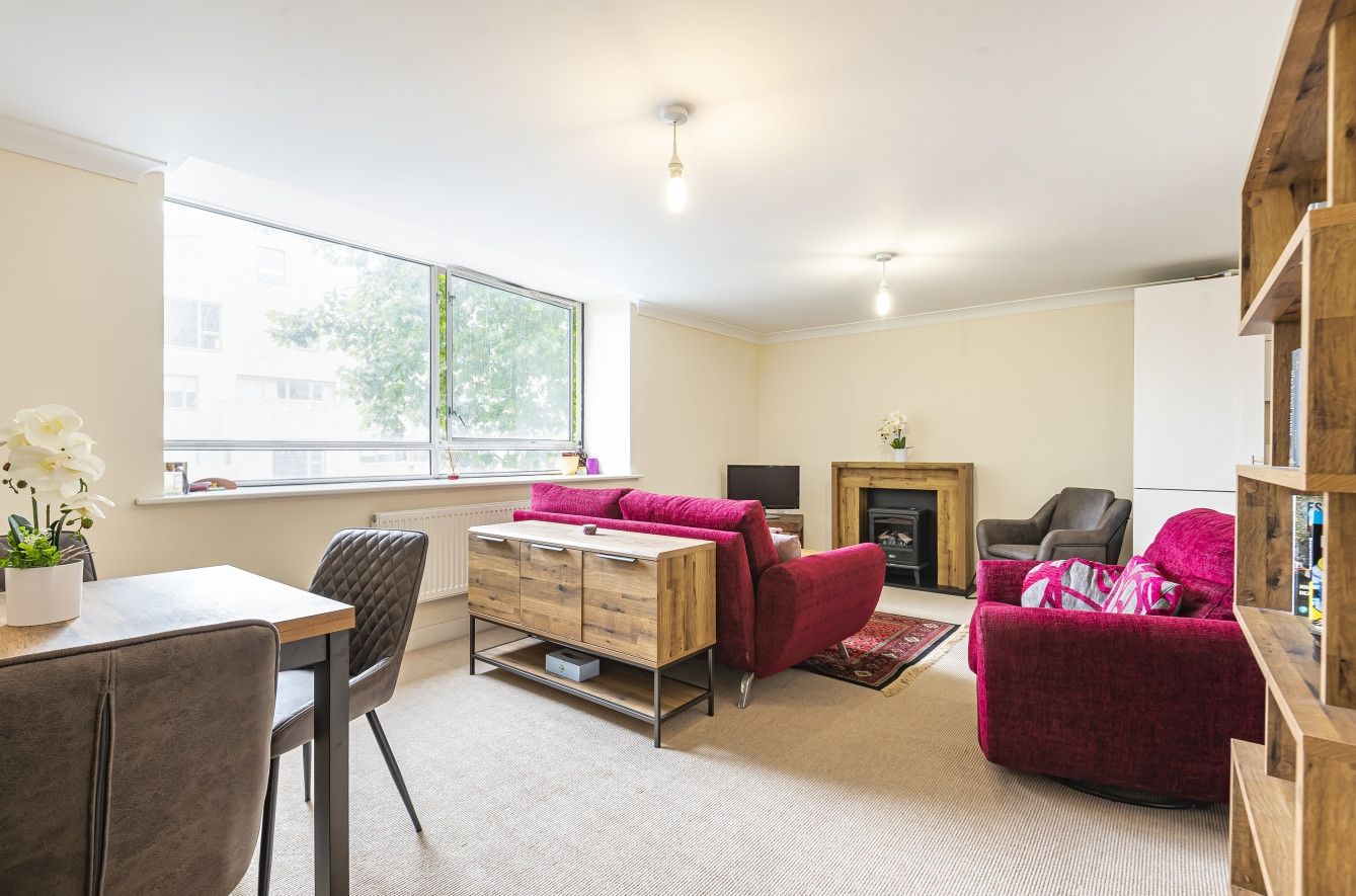 1 bed flat for sale in Peckham Road, London SE15 Zoopla