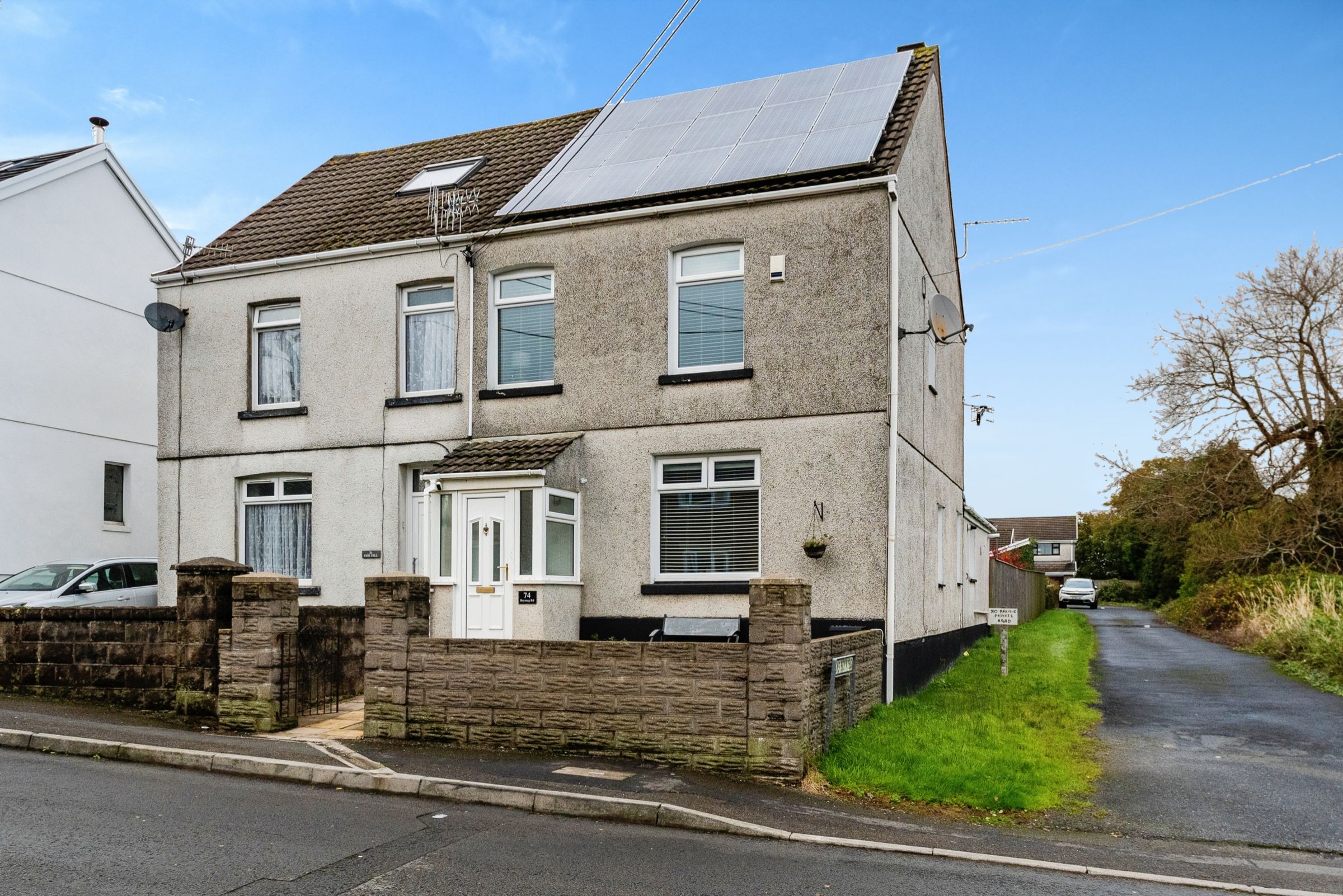 3 bed semidetached house for sale in Brynteg Road, Gorseinon, Swansea