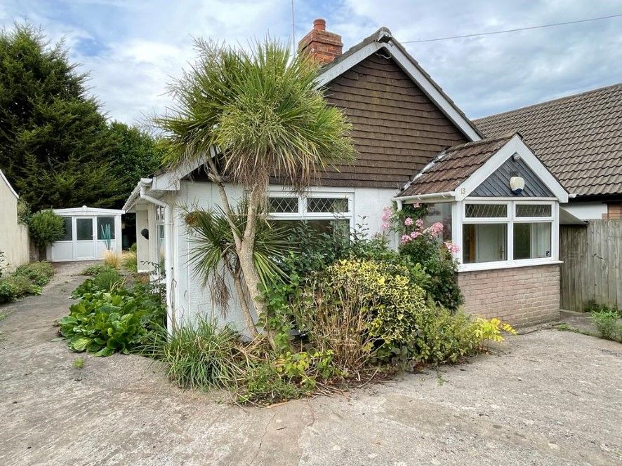 2 bed detached bungalow for sale in Dobbins Road, Barry CF63 Zoopla