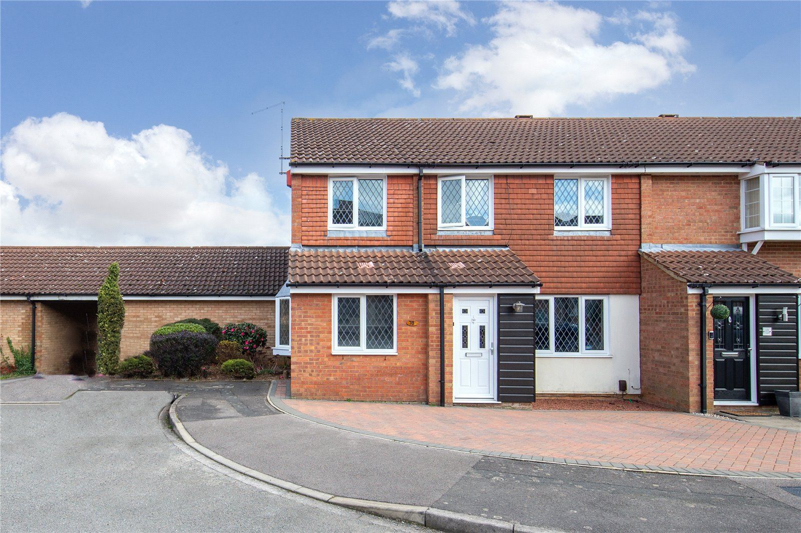 4 bed end terrace house for sale in Claverley Green, Luton, Bedfordshire LU2 Zoopla