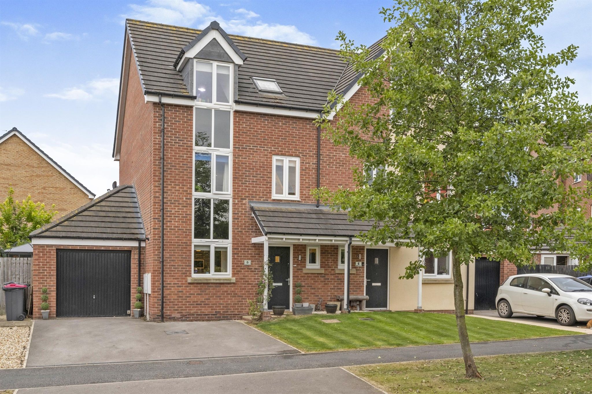 4 bed semidetached house for sale in Red Kite Avenue, WathUponDearne