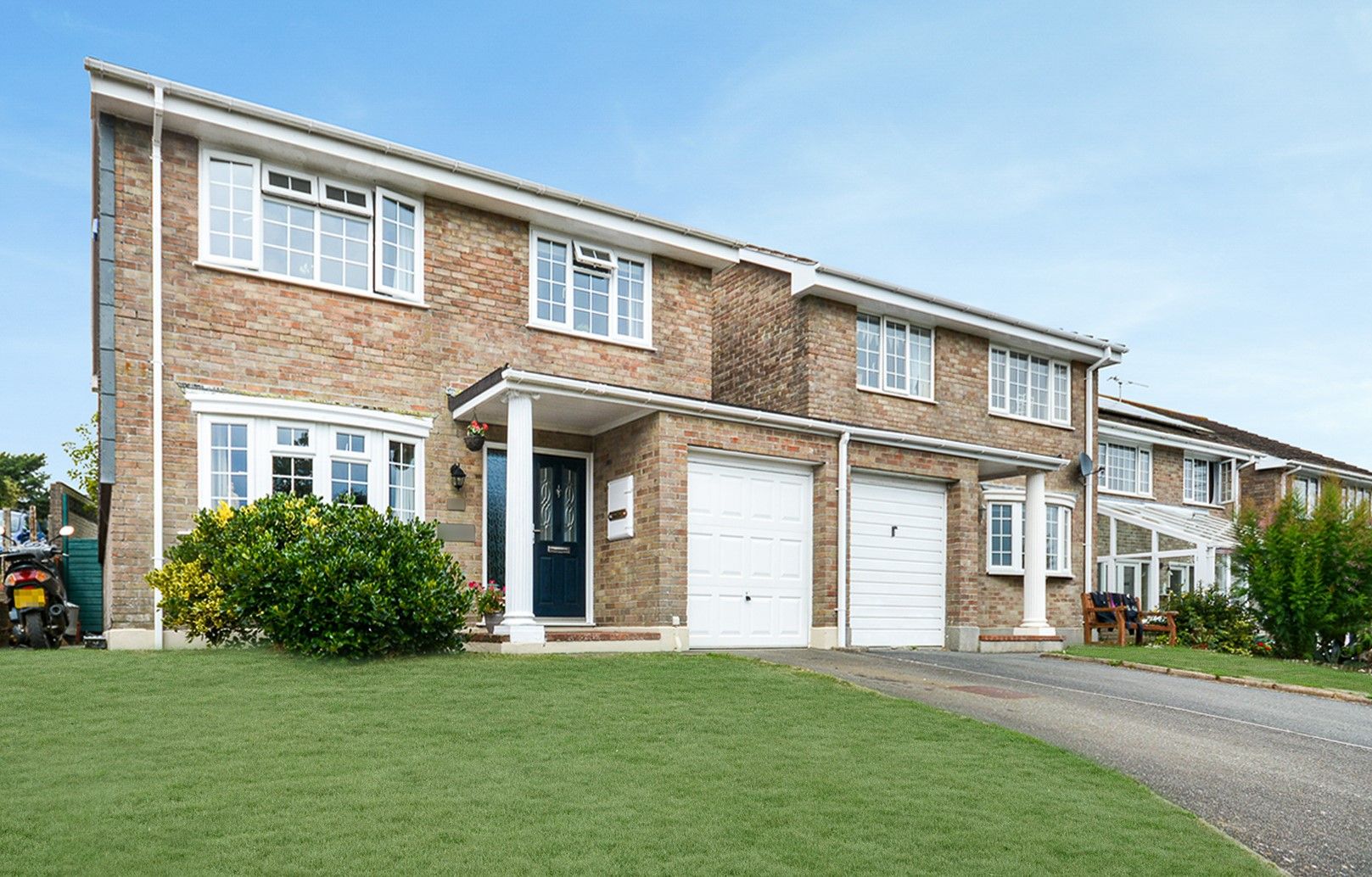 4 bed linkdetached house for sale in Hounster Drive, Millbrook