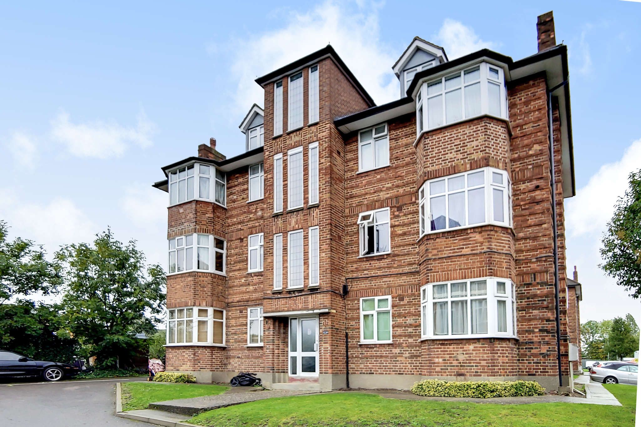 1-bed-flat-for-sale-in-parkwood-flats-oakleigh-road-north-london-n20