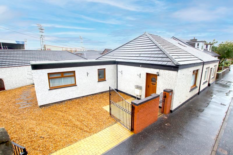 2 bed semidetached bungalow for sale in Windmillhill Street