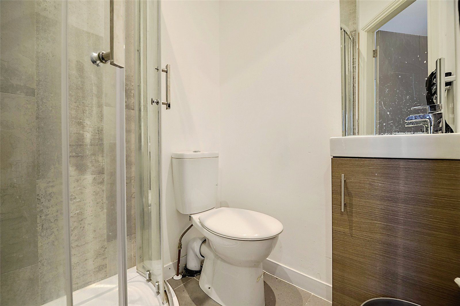 11 bed terraced house for sale in Borough Road, Middlesbrough, North Yorkshire TS1 Zoopla