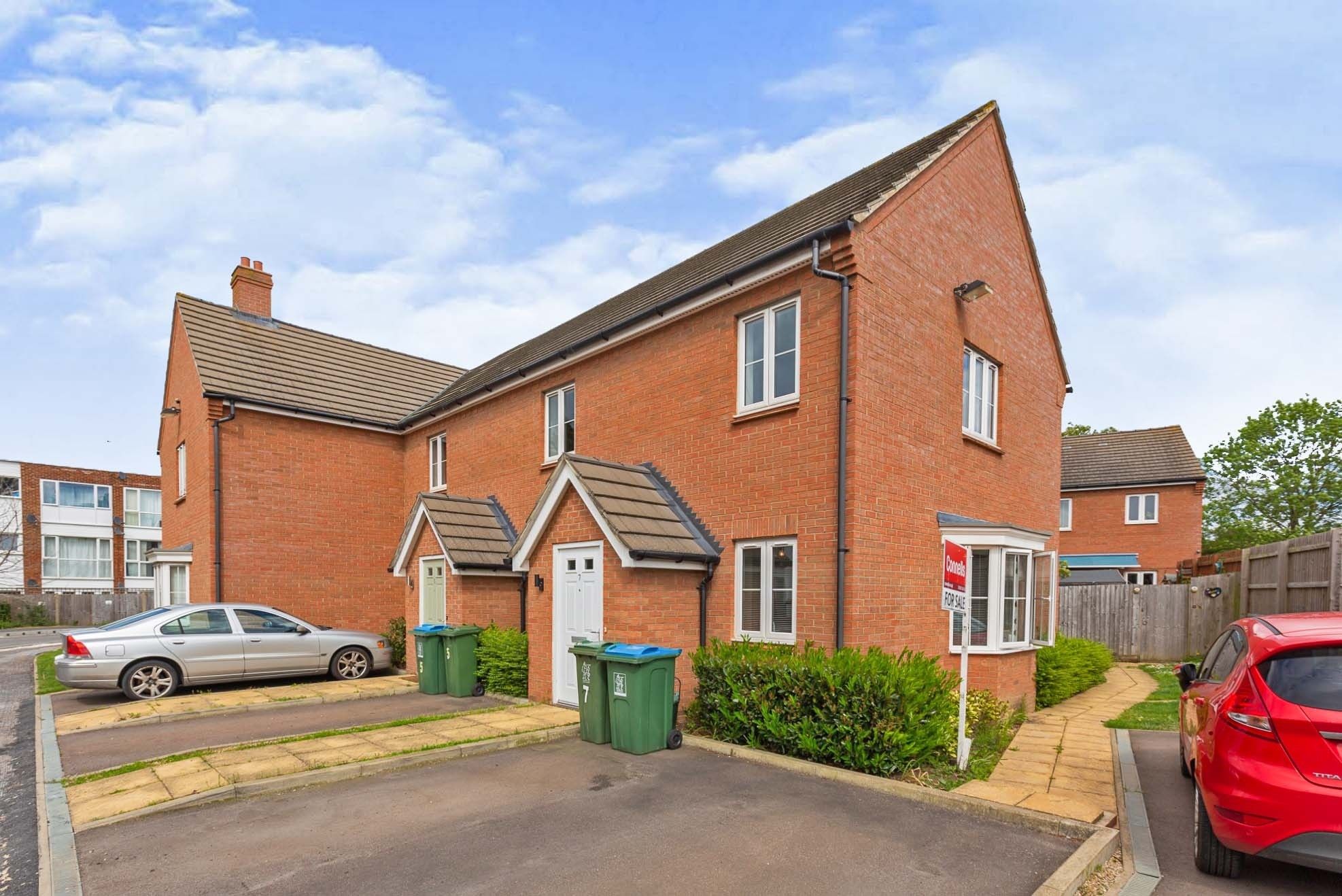 2 bed for sale in Chappell Close, Aylesbury HP19 Zoopla