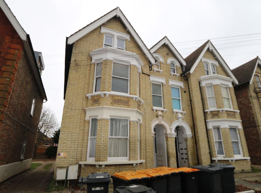 1 bed flat to rent in Chaucer Road, Bedford MK40 Zoopla